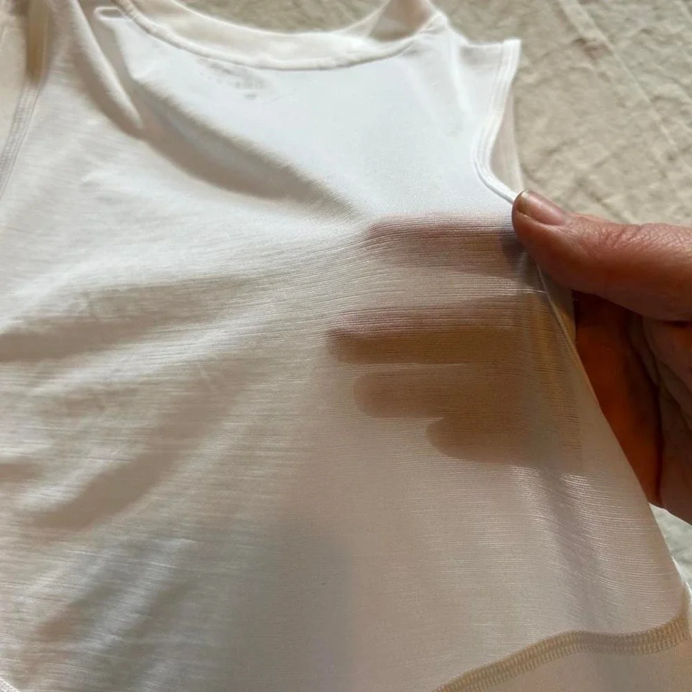 Nike‎ Tank Top w/sheer back
